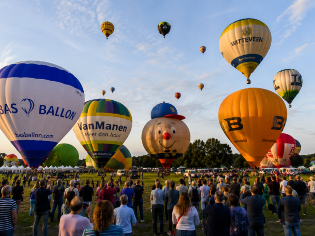 Ballonfi&euml;sta Barneveld toch van start na intensief overleg