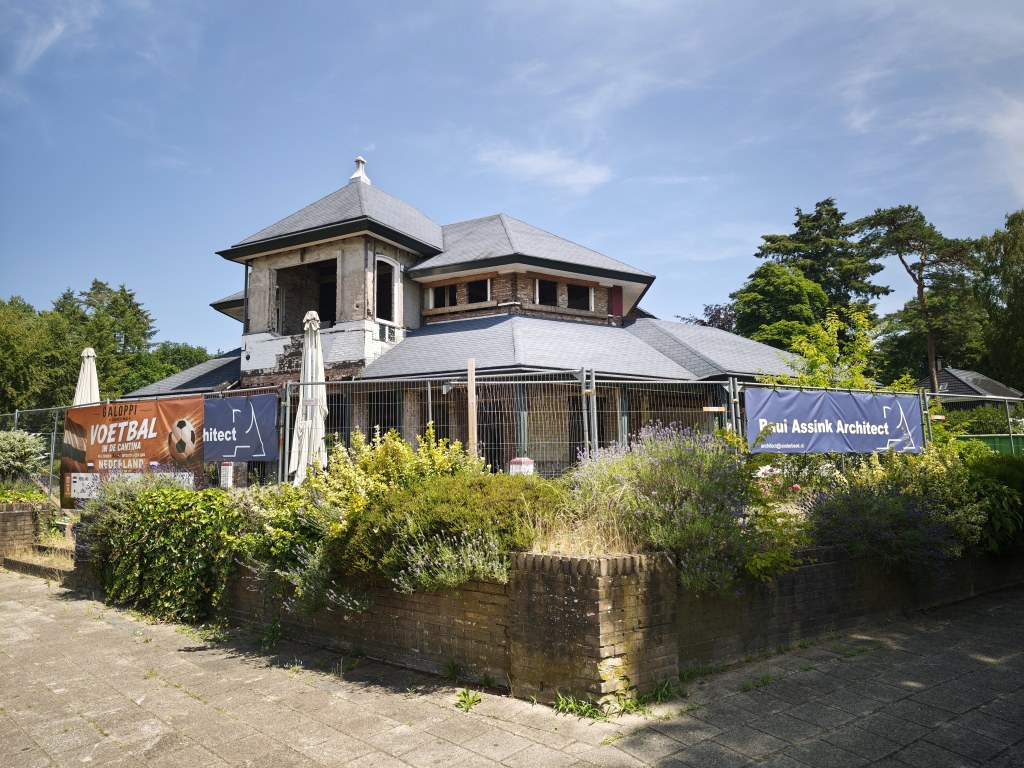 Kievitsdel in Doorwerth verloedert