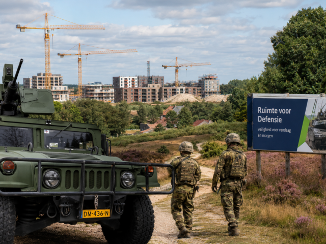 Defensie breidt uit in Gelderland: hoe blijft er ruimte voor wonen, natuur &eacute;n economie?
