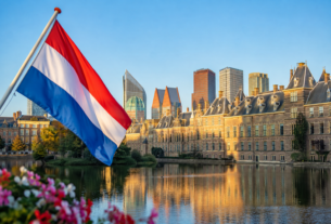 Nederlandse vlag en het Binnenhof