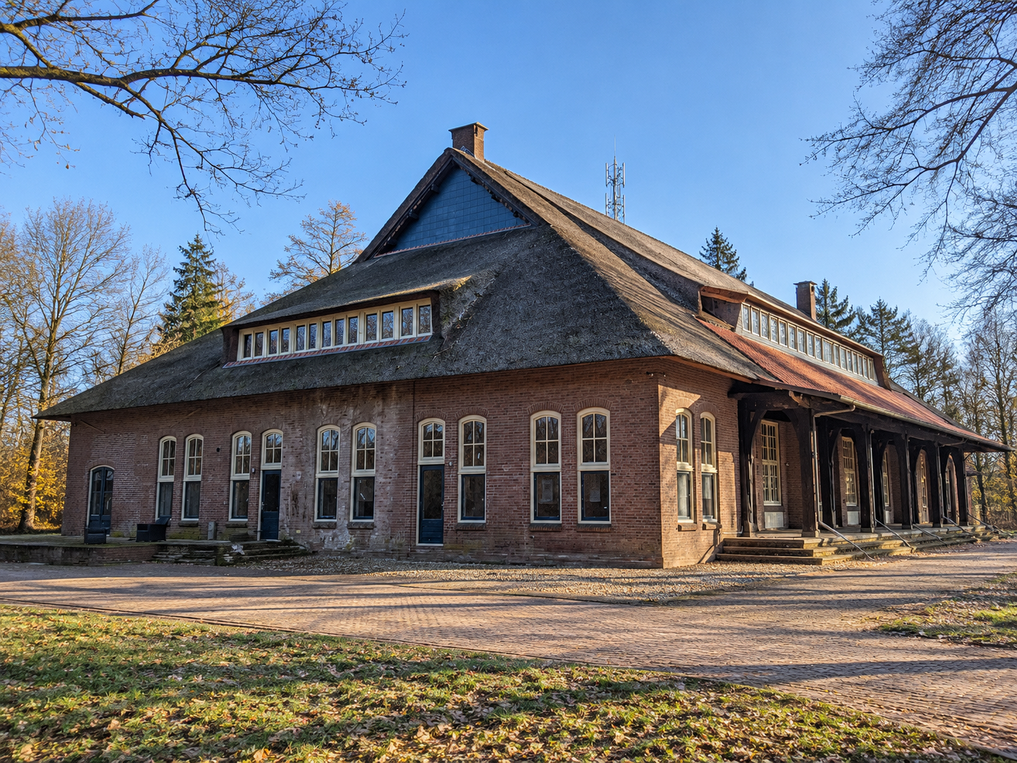 Kunstprogramma in voormalige SS-Turnhal in Ellecom onderzoekt de doorwerking van het verleden