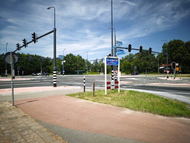Provincie Gelderland herstelt fietsoversteek Kievitsdel niet, ondanks advies van Goudappel
